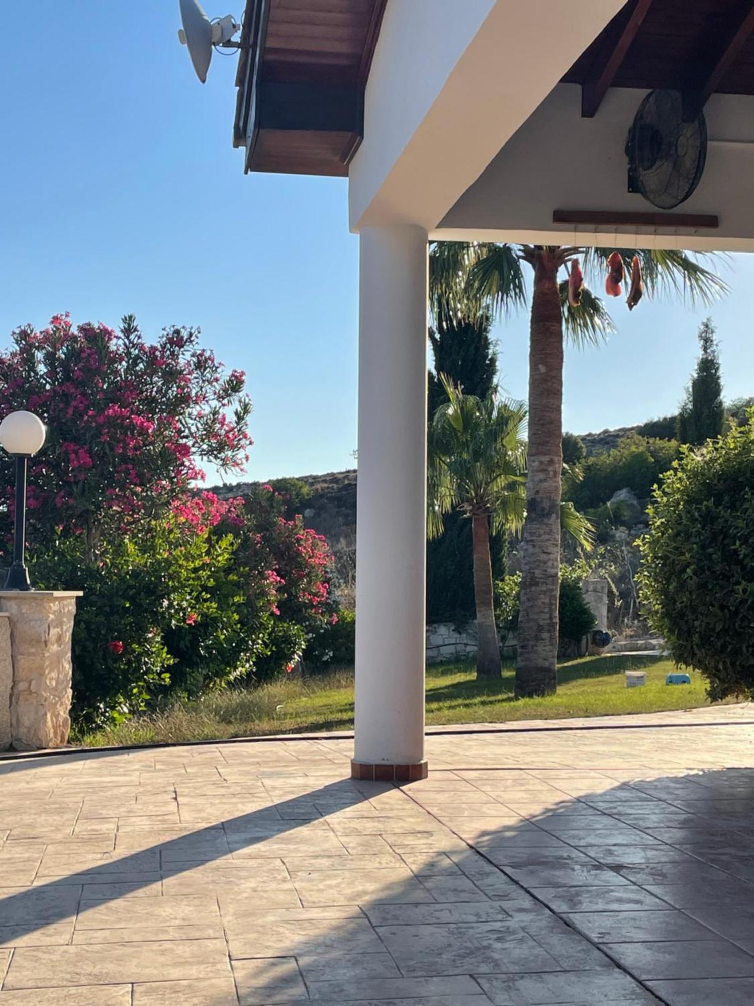 Beautiful Home Paphos 外观 照片